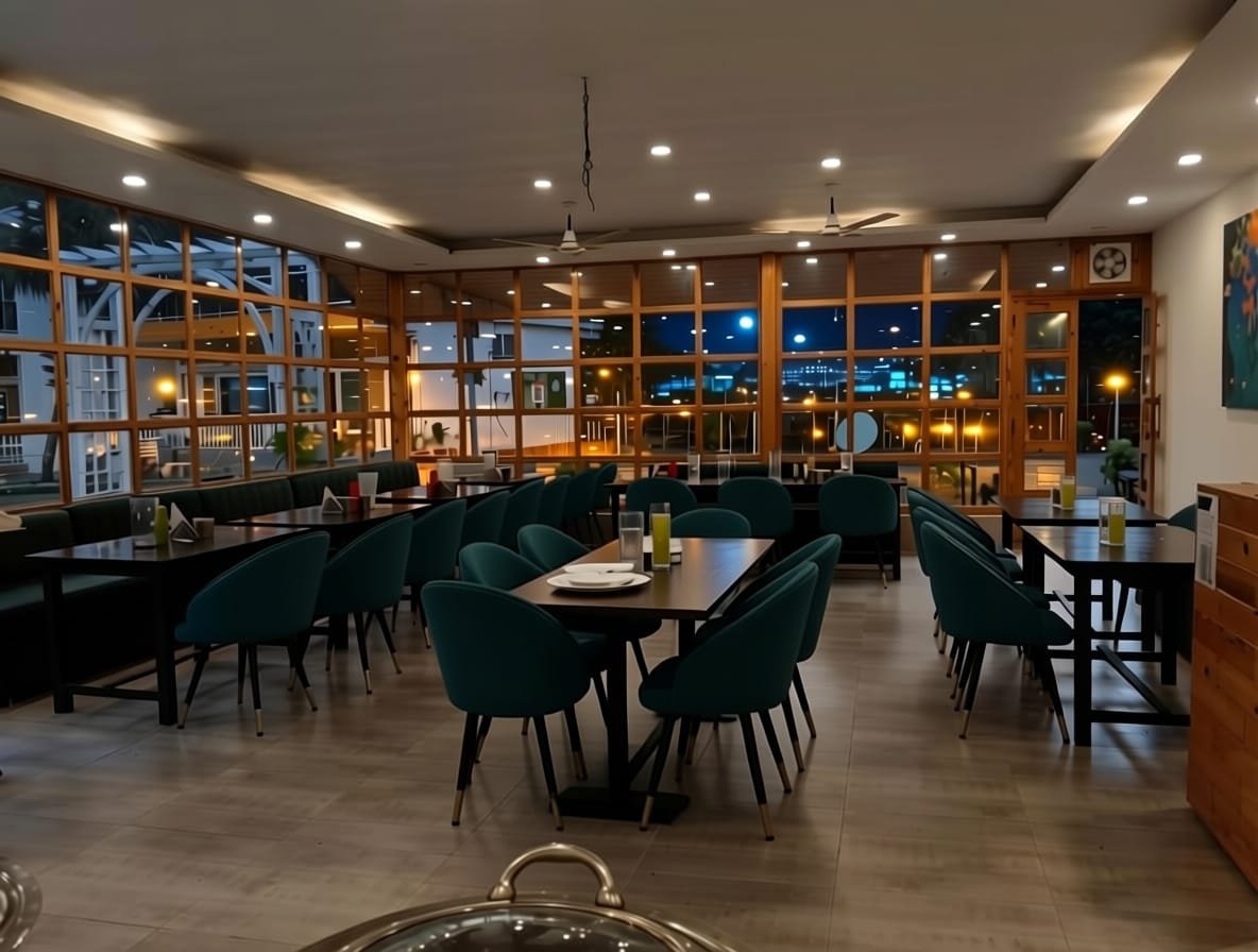 him river resort Dinning